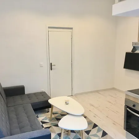 Apartment Pertinax